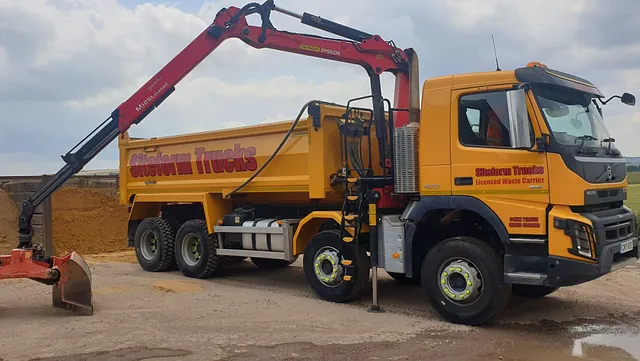 Siteform Trucks 8 wheel grab lorry